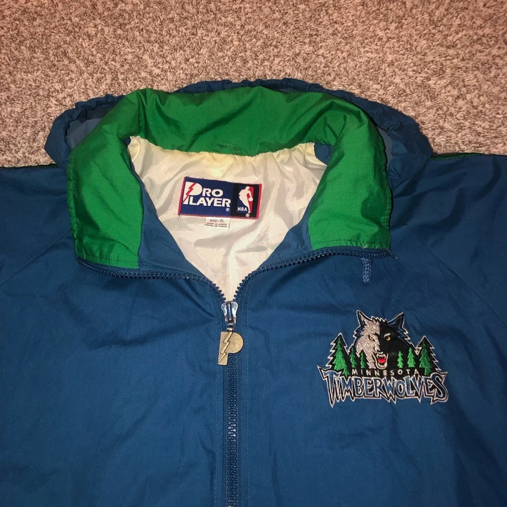 Timberwolves Jacket - Picture 3 of 8